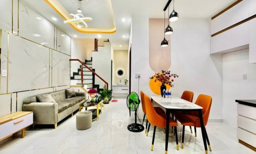 BÁN NHÀ BÌNH THẠNH 45M2 2 TẦNG 3 PN NGANG 5.5M ĐEP LUNG LINH NƠ TRANG LONG 3.95 TỶ.