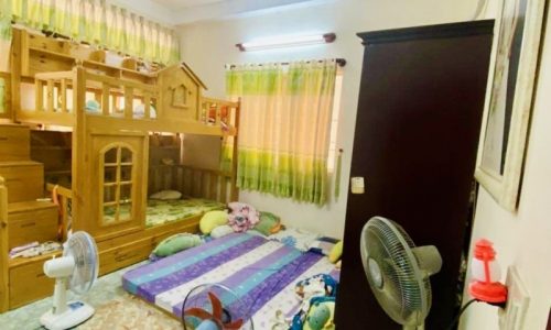 BÁN NHÀ PHÚ NHUẬN OTO VÀO NHÀ 52M2 NGANG 4M 4 TẦNG 5 PHÒNG NGỦ THÍCH QUẢNG ĐỨC  9 TỶ.