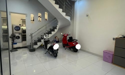 BÁN NHÀ PHÚ NHUẬN SÁT HXH 55M2 4 TẦNG 6 PHÒNG NGỦ NỞ HẬU GẦN 6M PHÙNG VĂN CUNG 7.7 TỶ.