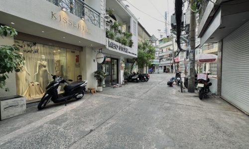 BÁN NHÀ PHÚ NHUẬN OTO VÀO NHÀ 45M2 4 TẦNG KD ĐỈNH HẺM 8M HUỲNH VĂN BÁNH 9.99 TỶ.