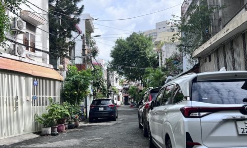 BÁN NHÀ PHÚ NHUẬN OTO VÀO NHÀ 60M2 NGANG 4M NỞ HẬU 3 TẦNG 4PN DÂN TRÍ CAO TRẦN HỮU TRANG 9.7 TỶ.