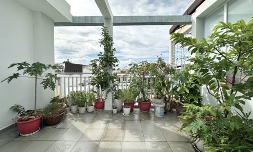 BÁN NHÀ PHÚ NHUẬN HXH 30M2 5 TẦNG NGANG 4M 3 PN MASTER SÁT MT THÍCH QUẢNG ĐỨC 5.4 TỶ.