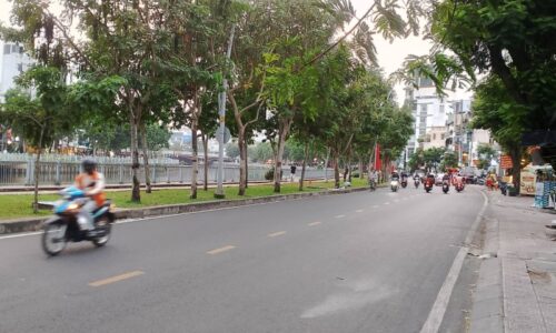 BÁN NHÀ MẶT TIỀN 45M2 2 TẦNG NGANG GẦN 4M KD ĐỈNH CHÍNH CHỦ TRƯỜNG SA 8.6 TỶ.