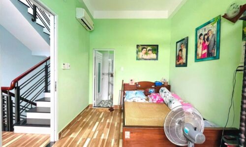 BÁN NHÀ PHÚ NHUẬN 60M2 HXH 4 TẦNG NGANG 7M 4PN SÁT MT THÍCH QUẢNG ĐỨC  GẤP BÁN  6.18 TỶ.