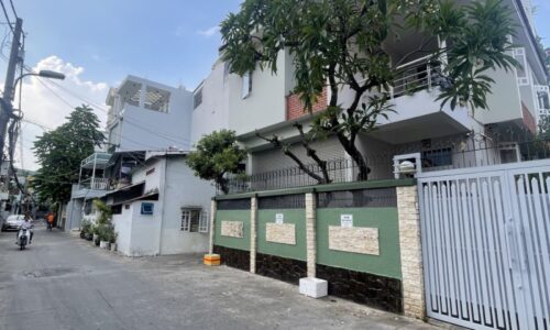 BÁN NHÀ MẶT TIỀN 50M2 4 TẦNG NGANG 4.3M 3 PN KD ĐỈNH NGUYỄN THÁI SƠN 6.2 TỶ.