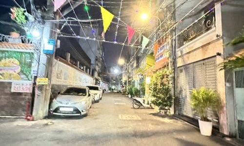 BÁN NHÀ PHÚ NHUẬN OTO VÀO NHÀ 35M2 2 TẦNG KD ĐỈNH HẺM THÔNG HUỲNH VĂN BÁNH 5.5 TỶ.