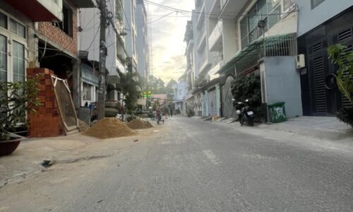 BÁN NHÀ TÂN BÌNH  HXH 8M 60M2 2 TẦNG 3 PN HẺM THÔNG KD BẠCH ĐẰNG 8.5 TỶ.