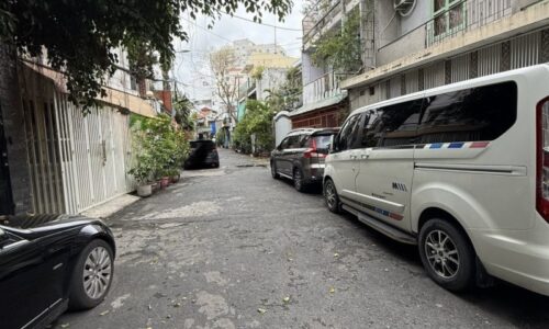 BÁN NHÀ PHÚ NHUẬN HXH 70M2 4 TẦNG NGANG 5M NỞ HẬU 6 PN DÂN TRÍ TRẦN HỮU TRANG 14.5 TỶ.