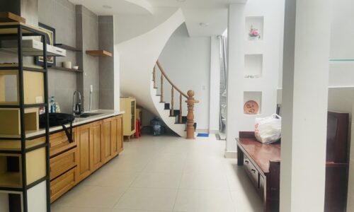 BÁN NHÀ QUẬN 3 HẺM 3M 40M2 4 TẦNG NGANG GẦN 4M 3 PN HẺM THÔNG  LÊ VĂN SỸ   GẤP BÁN 5.68  TỶ.