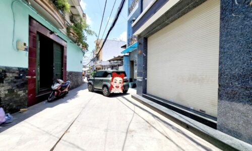 BÁN NHÀ TÂN BÌNH C4  OTO VÀO NHÀ 70M2 2 TẦNG NGANG 5,5M NỞ HẬU SÁT MT TRƯỜNG CHINH 7.9 TỶ