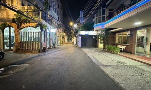 BÁN NHÀ TÂN BÌNH  OTO VÀO NHÀ 50M2 4 TẦNG NGANG 4M HẺM 6M KD ĐỈNH LÊ VĂN SỸ 8.9 TỶ