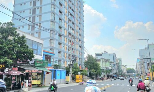 BÁN NHÀ TÂN BÌNH HXH THÔNG 60M2 4 TẦNG NGANG 4M 4 PN SÁT MT TRƯỜNG CHINH 8.9 TỶ.