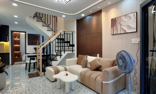 BÁN NHÀ PHÚ NHUẬN HXH 45M2 NỞ HẬU 5M  3 TẦNG 5 PN ĐẸP LL SÁT MT TRẦN HUY LIỆU 7.65 TỶ.