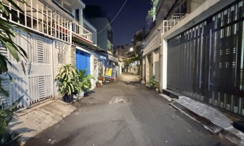 BÁN NHÀ BÌNH THẠNH HXH 60M2 2 TẦNG KD ĐỈNH SÁT MT PHAN VĂN TRỊ 6.9 TỶ.