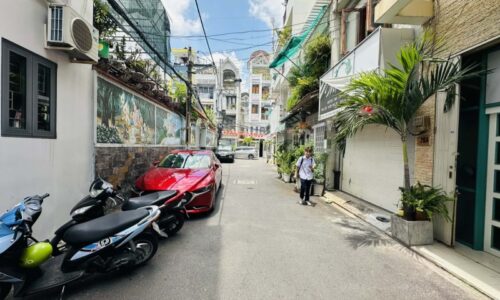 BÁN NHÀ PHÚ NHUẬN OTO VÀO NHÀ 40M2 5 TẦNG KD ĐỈNH HUỲNH VĂN BÁNH GẤP BÁN  7.25 TỶ