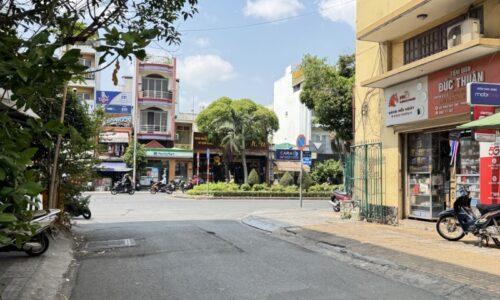 BÁN NHÀ TÂN BÌNH HXH 60M2 2 TẦNG NGANG 4M SÁT MT DÂN TRÍ LÊ VĂN SỸ 8.5 TỶ.