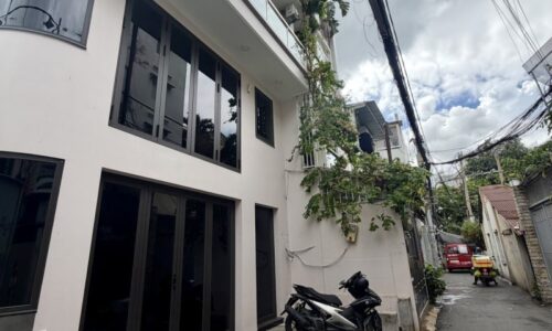 BÁN NHÀ MẶT TIỀN 70M2 5 TẦNG NGANG 6.2M HIẾM  KD ĐỈNH PHAN TÂY HỒ 11.8 TỶ.