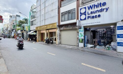 BÁN NHÀ MẶT TIỀN 55M2 5 TẦNG NGANG GẦN 4M KD ĐỈNH NGUYỄN TRỌNG TUYỂN 12.9 TỶ.