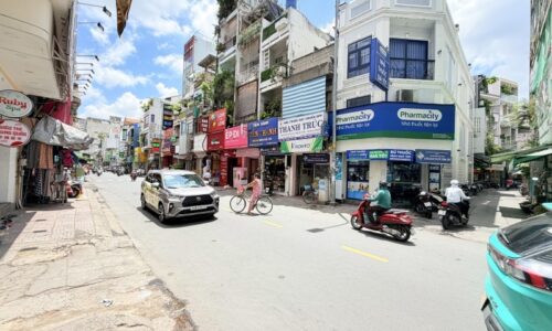 BÁN NHÀ MẶT TIỀN 72M2 4 TẦNG NGANG 4.5M KD ĐỈNH PHẠM VĂN HAI GẤP BÁN  12.8 TỶ.