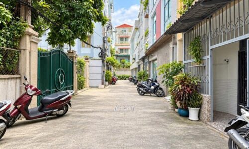BÁN NHÀ CHUNG CƯ 60M2 TẦNG 1 NGANG GẦN 5M KD BÙI THỊ XUÂN 3.65 TỶ